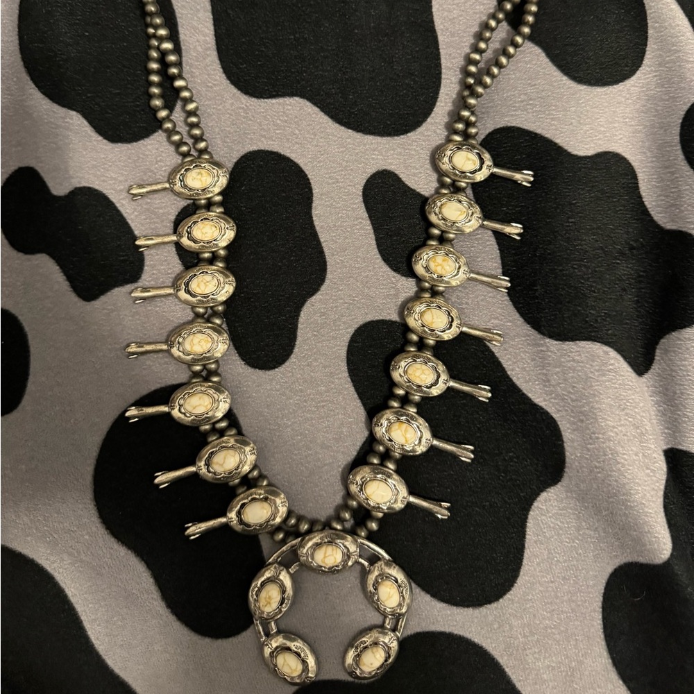 Faux Western White Buffalo Squash Necklace